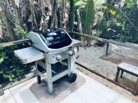 Pet Friendly Beach House. Very safe and quiet neighborhood