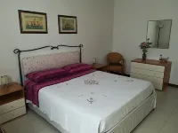 COMFORTABLE AND DELIGHTFUL THREE-ROOM APARTMENT ONE STEP FROM THE CASTLE OF OTRANTO