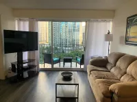 Spacious  2-bedroom apartment sleeps 7 with parking