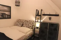 Hof Eckhorst, Apartment Black and White