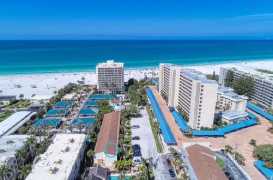 Bright & Beachy - Steps to the Water!