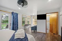On Lake Wissota, Close to Trails and Golfing. What Are You Waiting for? Hotels near Lake Wissota State Park