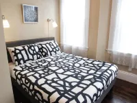 Modern 3BR/ Free Parking Close to Encore- Everett #2 Hotels in Everett