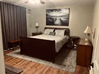 DT Orlando 3 Miles, Relax Water View Deck. Walk to many restaurants, fast foods Hotel a Edgewood