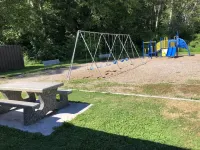 Wine Down - Perfect Family getaway! 2 minutes from the beach!