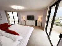 Daytona Beach Seychelles 2BR Luxury Oceanfront Retreat 데이터나 비치 쇼어스 호텔