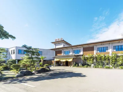 Yunomiko Onsen Hotels near Murodo Station