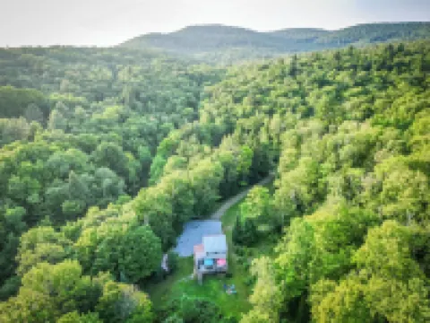 Starry Skies: 7min to SkiStratton+PikesFalls+DogOK