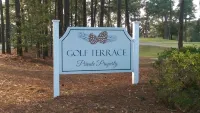 Upscale 1 BR condo on Pinehurst #3 5