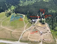 One of a kind, rustic cabin with rodeo and private pond on site~7 miles to YNP!