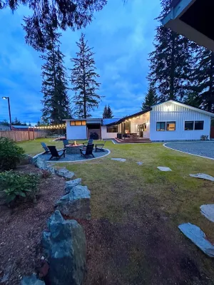 The Sapling -  hot tub, outdoor fireplace & grill close to airport, shopping Hotel in zona Aeroporto Internazionale di Juneau