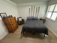 Charming Lakefront Oasis, Spacious, Self Check-In