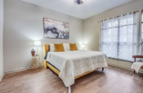 Modern luxury retreat! Hotels in Vinings