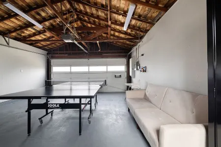 Walk to Beach - Remodeled Coastal 3 Beds Home Safe Town Highway 1 Near SF / SFO