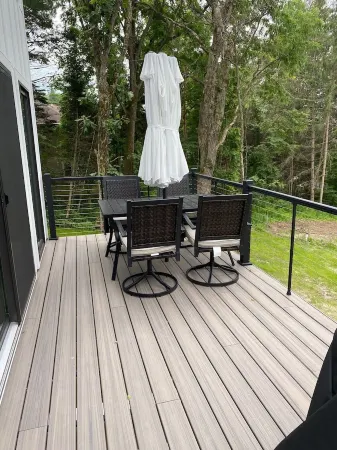 Over 3600 sqft house in gorgeous Decorah, Iowa!!