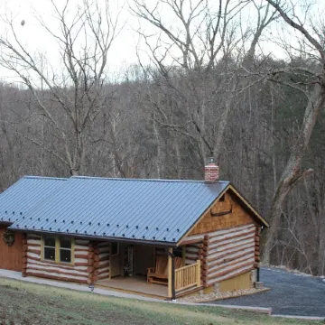 Cozy Log Cabin in the Heart of Smoke Hole Canyon Overlooking South Branch River.