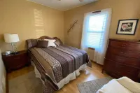 Serenity Cottage at Mineral Point