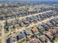 COZY FAMILY SIZED 3 BEDROOM NEAR MIDWEST CITY REGIONAL PARK,TINKER AIRFORCE BASE