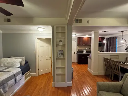 Lakefront Studio Condo