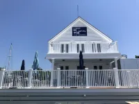 The Crows Nest. <br>Sunsets at the Harbor. Enjoy bird’s eye view. Unique location!