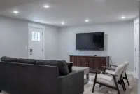 Spacious Basement Apartment Hotels in Eagle Mountain