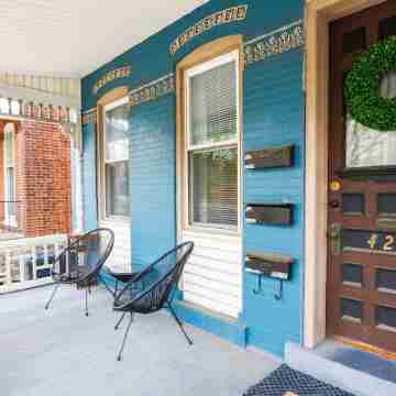 The Downtown Bee: Cozy & charming escape steps from Main Street Bethlehem! Others