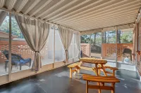 Forest Retreat - BBQ - Game Room