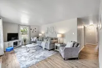 Lambeau Retreat!  Less than one mile to stadium 그린베이 호텔