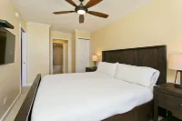 Renovated Oceanfront Condo
