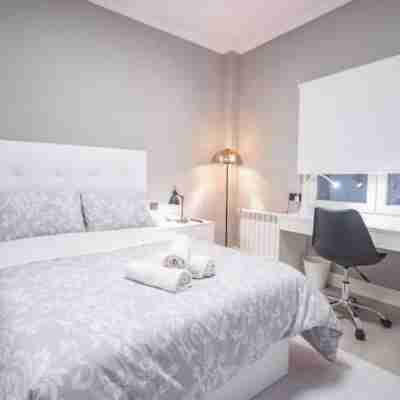 Gran Apartamento 6 Suites Bilbao Center Rooms