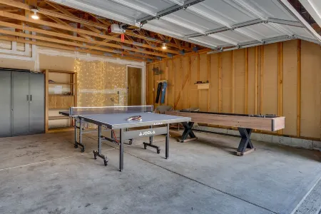 Plumas Pines Escape - Golf Views + Coffee Bar + Games + Family Friendly