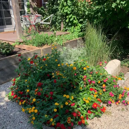 Brady St - Secret Garden - Fire Pit - Chic Victorian - Family Friendly