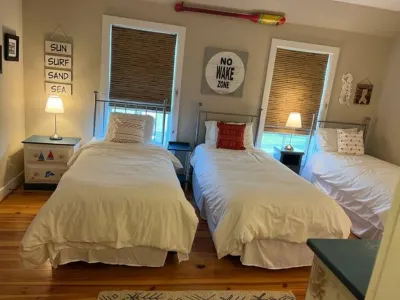Cape Charles home with pool and golf cart 5 minutes from the beach!