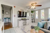 Sale! Book Now! Nice 1 Bedroom- Downtown Dunedin Bungalow! - 4 ดาว