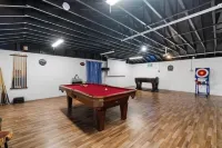 Family Friendly  Lakefront -  Dock & Game Room Perfect for Relaxation and Fun