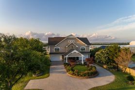 Oceanfront/Intercoastal Waterway