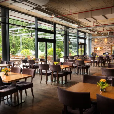 NYX Hotel Berlin Köpenick by Leonardo Hotels Отели рядом с достопримечательностью «Шоневайде»