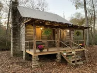 Creekside Cabin Getaway - Only 10 Miles from Downtown Florence