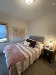 Fresh Modern Country Farmhouse! Hotels near Norris Hot Springs