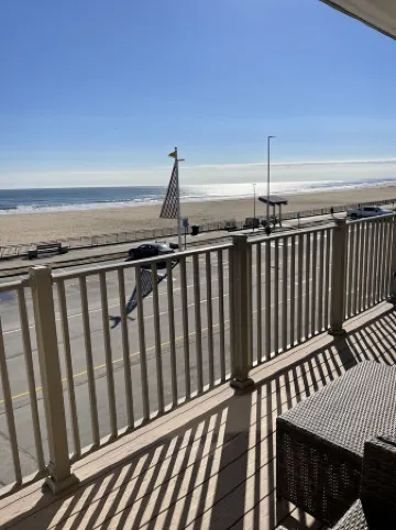 The Surf - steps to the beach