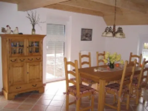 Lone-standing vacation home with a large garden in a peaceful location