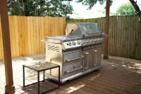 Family-Friendly Home at the Heart of DFW- close to all popular attrations!