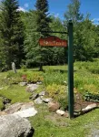 Cozy 3br condo @West Dover Vt. Heated pool, tennis, pickleball and pool table.