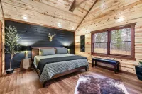 Splash Mountain Lodge! -Private Pool & Mini Golf
