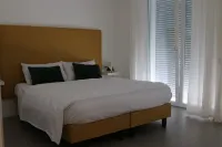 APARTMENT WITH INDEPENDENT BALCONY/TERRACE Hotel a Nago-torbole