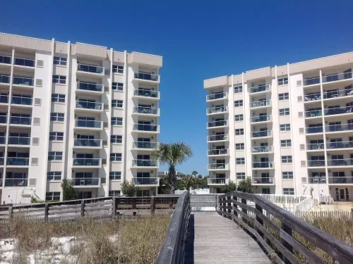 See our reviews! Beach front! Beach chairs and umbrella included March-Oct 31st