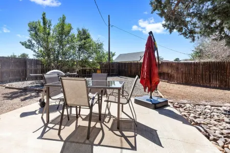 Cozy Prescott Valley Retreat! Pet Friendly!
