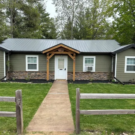 3BR Family Retreat - Relax, Play, Unwind, ENJOY in the Heart of Wisconsin!