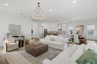 Luxe 5Br with Pool, Hot Tub, Outdoor Kitchen, Bikes, Close to Beach & Seaside - Beach