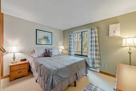 4 bed in Hidden Valley Resort, Slope View